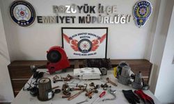 Bilecik'te metruk binada hırsızlık girişimi: 2 şüpheli yakalandı