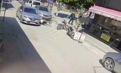 Bisikletiyle aniden yola çıkan çocuğa otomobil çarptı
