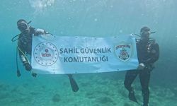 Bozcaada Limanı'nda deniz dibi temizliği gerçekleştirildi