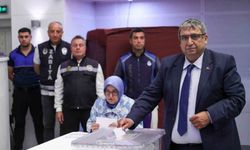 Buca Belediyesi'nde Başkanvekili CHP'li Hüseyin Benzer oldu