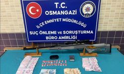 Bursa'da uyuşturucu operasyonu: Zehir tacirleri ve aranan hükümlüler yakalandı