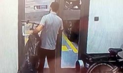 Çaldığı bisikleti polis merkezine getirip teslim etti