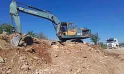 Çameli'nde selin bozduğu arazi yolları bakıma alındı
