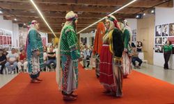 Denizli'de sandıkta bekleyen hazineler gün yüzüne çıktı