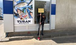Diyadin'de sağanak yağış sonrası su birikintileri oluştu