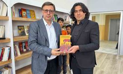 Dr. Cengiz Çelik, Ağrı'da okurlarıyla buluştu