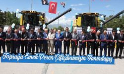 Erzurum'da bir ilk: Tarım makineleri parkına 2 biçerdöver, 4 römork eklendi