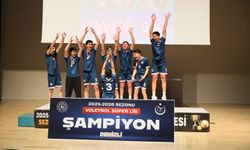Filenin şampiyonları kupalarına kavuştu