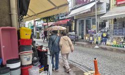 Gün boyu havanın sıcak olduğu Eskişehir'de yağışlar etkisini gösterdi