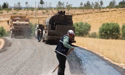 Haliliye kırsalında yollar sathi asfalt kaplamayla yenileniyor
