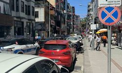 Hatalı parklar trafiği zaman zaman aksatıyor