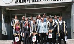 Kars'ta Veteriner Sağlık Teknisyenleri mezuniyet sevinci yaşadı