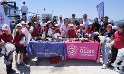 Kartal Sahili'nde 'Su Yoksa Hayat Yok' buluşması: Deniz dibindeki atık malzemeler temizlendi