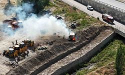 Konteynerdeki ani patlama zabıta ekiplerinin ve vatandaşların büyük tehlike atlatmasına neden oldu