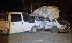 Konya'da kamyonet ile minibüs çarpıştı: 7 yaralı