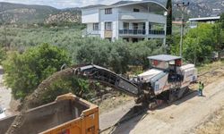 Kuyucak'ta mahalleleri birbirine bağlayan yol yenileniyor