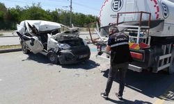 Malatya'da su tankerine çarpan aracın sürücüsü ağır yaralandı