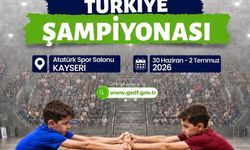 Mas Güreşinin genç yetenekleri Kayseri'de buluşuyor