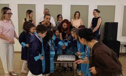 Merkezefendi'de miniklerin mezuniyet heyecanı