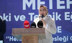 Mesleki Eğitim Fuarı'nda öğrenciler projelerini tanıttı