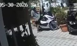 Muğla'da motosiklet hırsızlığı kameraya yansıdı