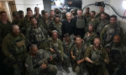 Netanyahu, Lübnan'ın güneyindeki İsrail askerleriyle bir araya geldi
