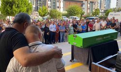 Radyoloji teknisyeni görev yaptığı hastaneden gözyaşlarıyla uğurlandı