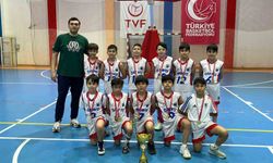 SANKO Okulları Minik Erkek Basketbol Takımı şampiyon oldu