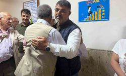 Şanlıurfa'da 37 yıllık eğitim çınarına duygusal veda