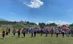 Şaphane'de çocuk oyunları ve uçurtma şenliği coşkusu