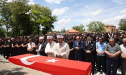 Şehit itfaiye eri Mehmet Tekeli son yolculuğuna uğurlandı
