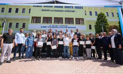 Selçuklu Sanat ve Tasarım Atölyesi'nde yıl sonu sergisi ile dönem tamamlandı