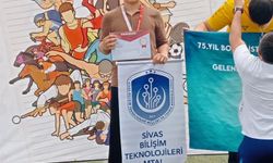 Sivaslı okçu Türkiye kürsüsünde