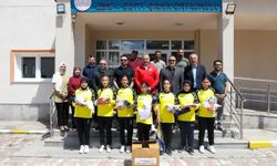 Sivas'ta spor yapan okullara malzeme desteği