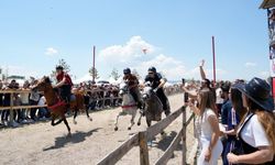 Tavşanlı'da Rahvan at yarışları nefes kesti