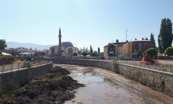 Türkülere konu olan ırmak yağışlarla yeniden hayat buldu