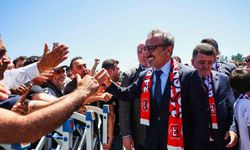 Ulukaya memleketi Erzincan'da coşkuyla karşılandı