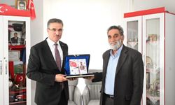 Vali Baruş'tan şehit ailelerine anlamlı ziyaret