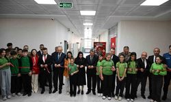 Vali Ekici: 'Bu topraklar için can vermeye hazır bir milletiz'