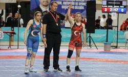 Yıldızlar Güreş Türkiye Şampiyonu, Sivas'ta devam ediyor