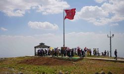 Yıllar sonra Cudi'de gözyaşı ve gurur: 'Artık ocaklara ateş düşmesin diye omuz omuza yürüyoruz'