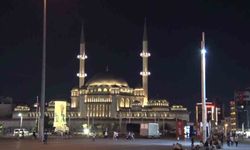 15 Temmuz'un 10. yıl dönümünde İstanbul'da camilerde sela okundu