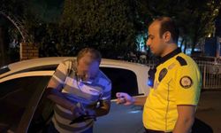 Alkol denetimini görünce aracı park etti, 'Sigara almaya geldim' dedi