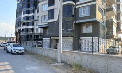 Alzaymır hastası kadın 5. kattan düşerek hayatını kaybetti