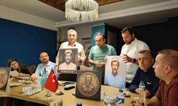 Âşık Sümmani Baba'nın gerçeğe en yakın rölyefi ve hatıra madalyonu tanıtıldı