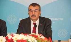 Bakan Tekin: 'Geçmişiyle gurur duyacak bir nesil yetiştirmemiz gerekiyor'