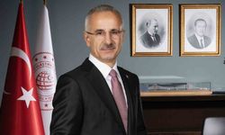 Bakan Uraloğlu: 'Tankların önüne yatan yiğitler, kurşunlara göğsünü siper eden kahramanlar, vatan hainlerine geçit vermemiştir'