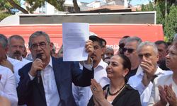 Balıkesir'de CHP'den toplu istifa: İl başkanı, 20 ilçe başkanı ve 12 belediye başkanı istifa ederek Yeni Parti'ye geçti