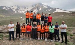 Başkan Özdoğan, Erciyes'te dağcılarla zirve heyecanını paylaştı