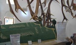 Bursa'da 649 yıllık Geyikli Baba geleneği yaşatıldı